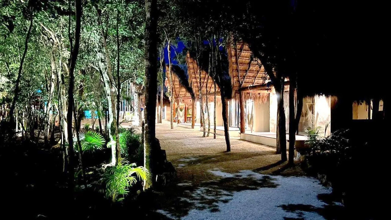 Hotel Magic Xcacel Tulum Chemuyil 4*,