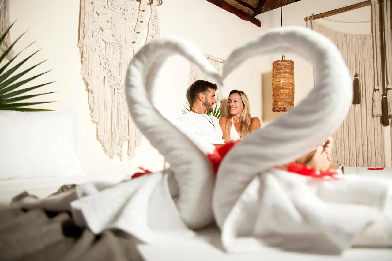 Hotel Magic Xcacel Tulum Chemuyil